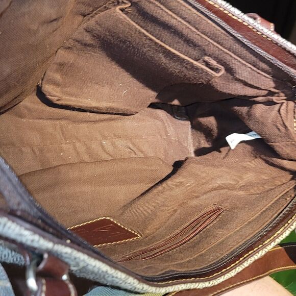 Relic by Fossil Vintage Handmade Flower Embroidered Tote Purse - Picture 7 of 9